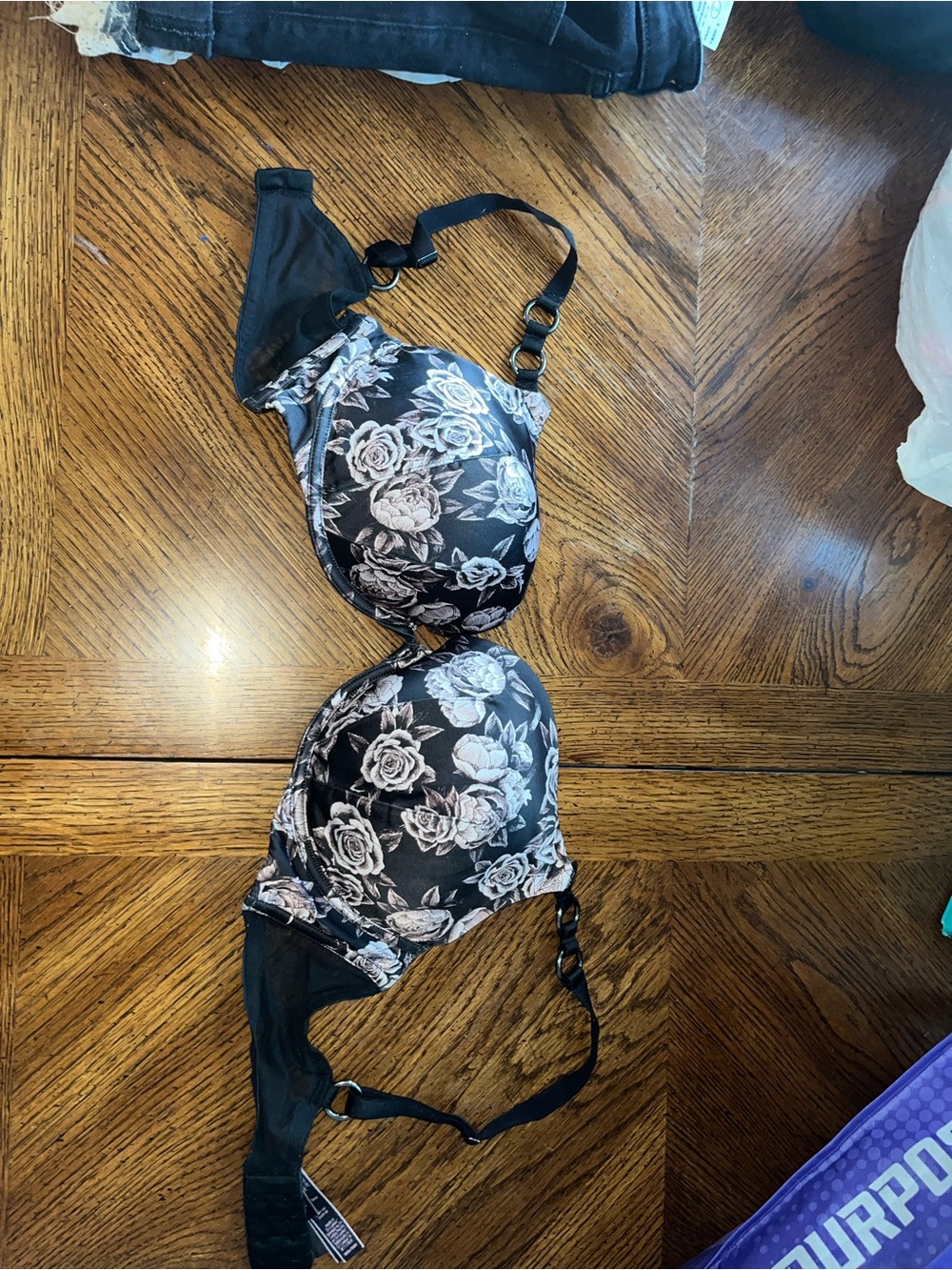 Victoria's Secret Black Bombshell bra with White Rose Pattern size 38d